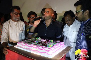 Yevadu Movie Success Tour